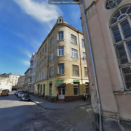 Romantic Apartments - In The Center Of Lviv , King-Size Bed Zewnętrze zdjęcie