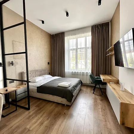 Romantic Apartments - In The Center Of Lviv , King-Size Bed Zewnętrze zdjęcie
