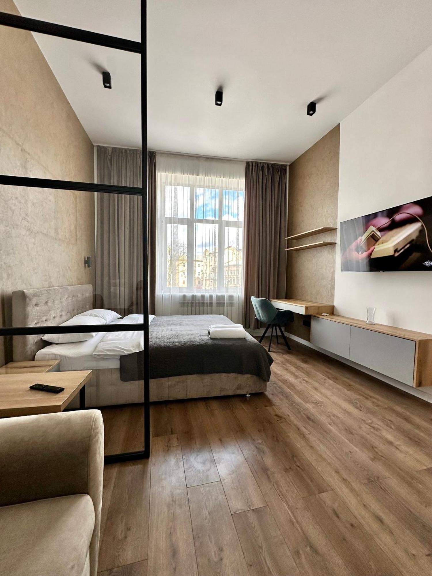 Romantic - In The Center Of , King-size Bed Apartment Lviv