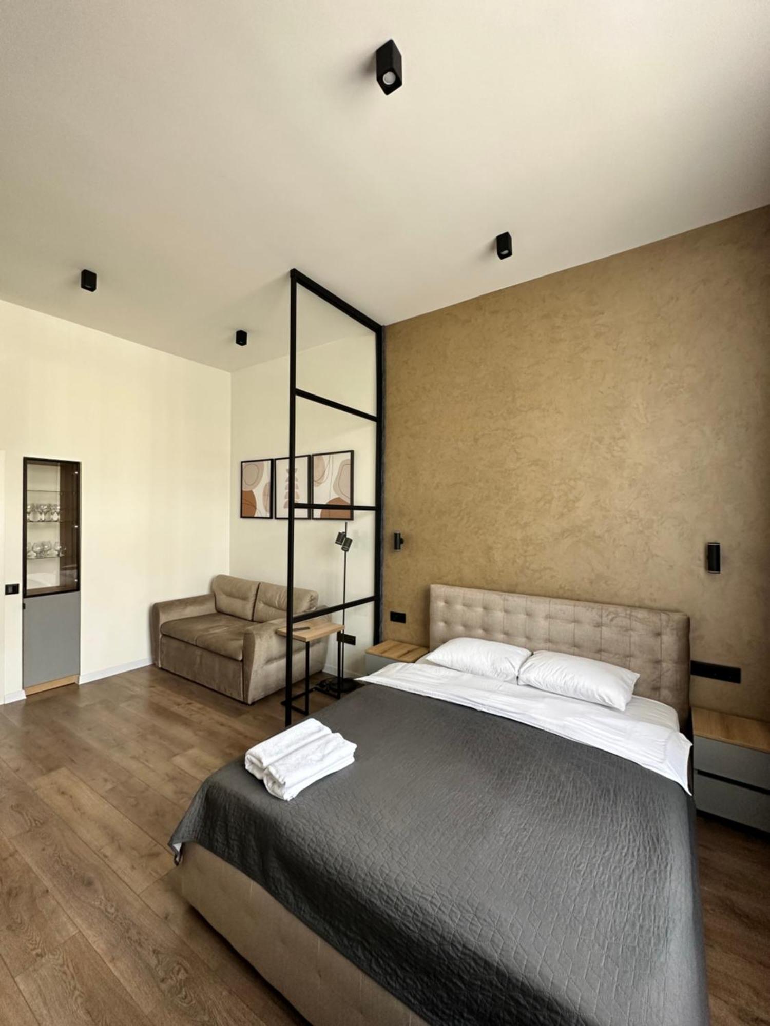 Apartment Romantic - In The Center Of , King-size Bed *